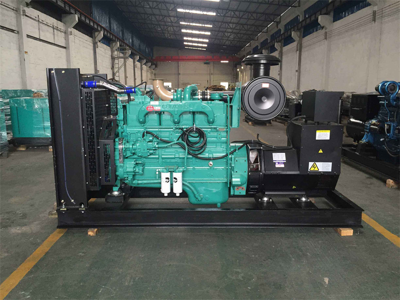 福鼎发电机出租租赁如何保证柴油发电机组的正常运行？