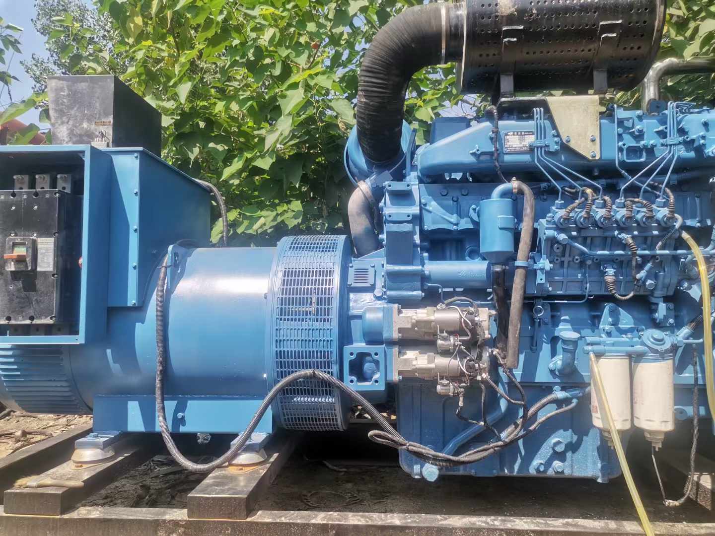 福鼎详细说明降低 800kW 柴油发电机输出电流波动的方法
